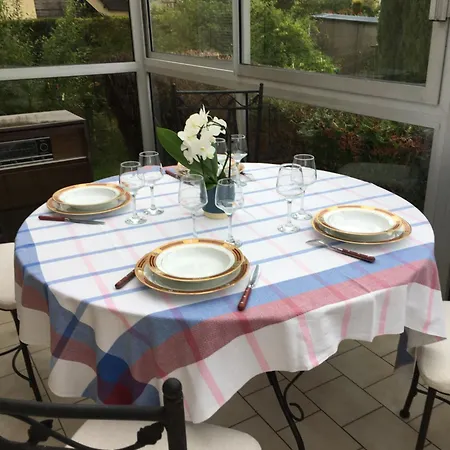 La Maison De Rejane